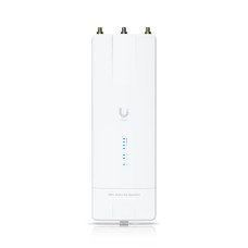 Ubiquiti UISP Wave MLO5 - 5GHz rádio pro PtP spoje, MLO, 4096QAM, SFP+ port, propustnost 5+ Gbps